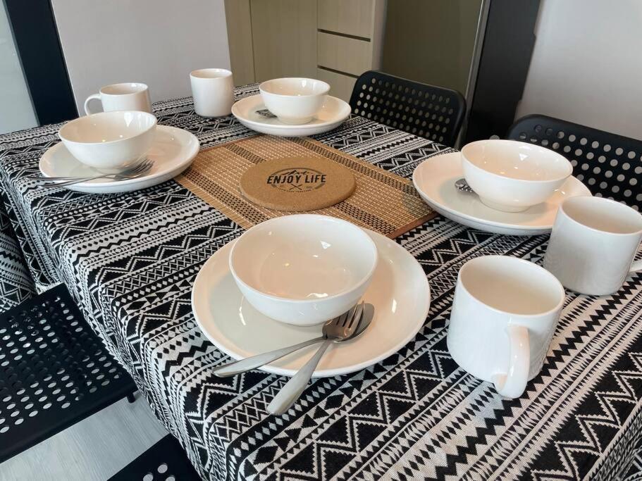 Jesselton Quay,2Br,4-5Pax,Mountain View Apartamento Kota Kinabalu Exterior foto