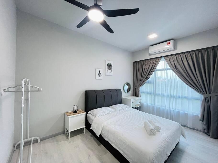 Jesselton Quay,2Br,4-5Pax,Mountain View Apartamento Kota Kinabalu Exterior foto