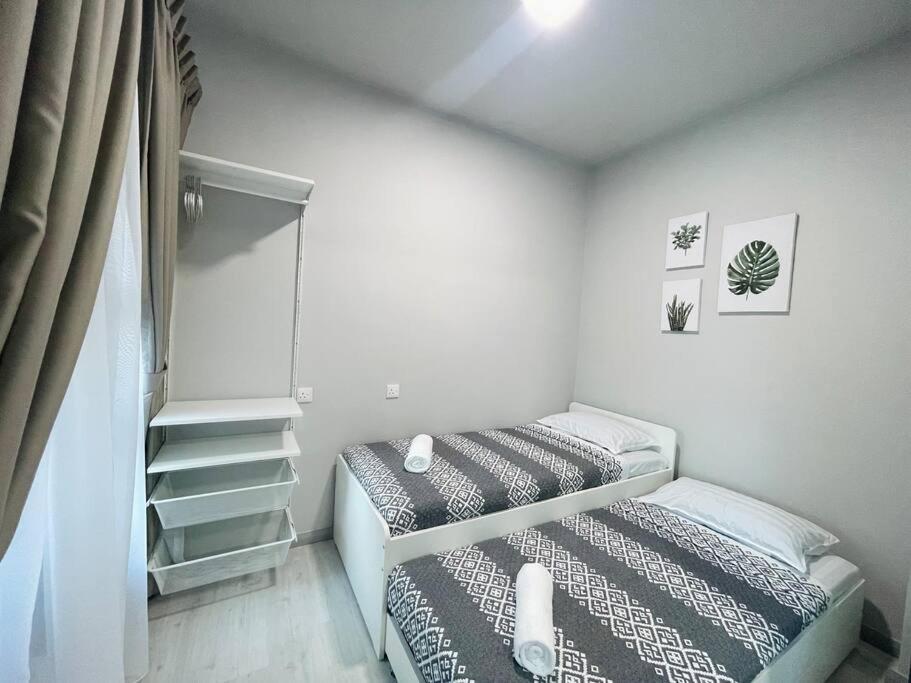 Jesselton Quay,2Br,4-5Pax,Mountain View Apartamento Kota Kinabalu Exterior foto
